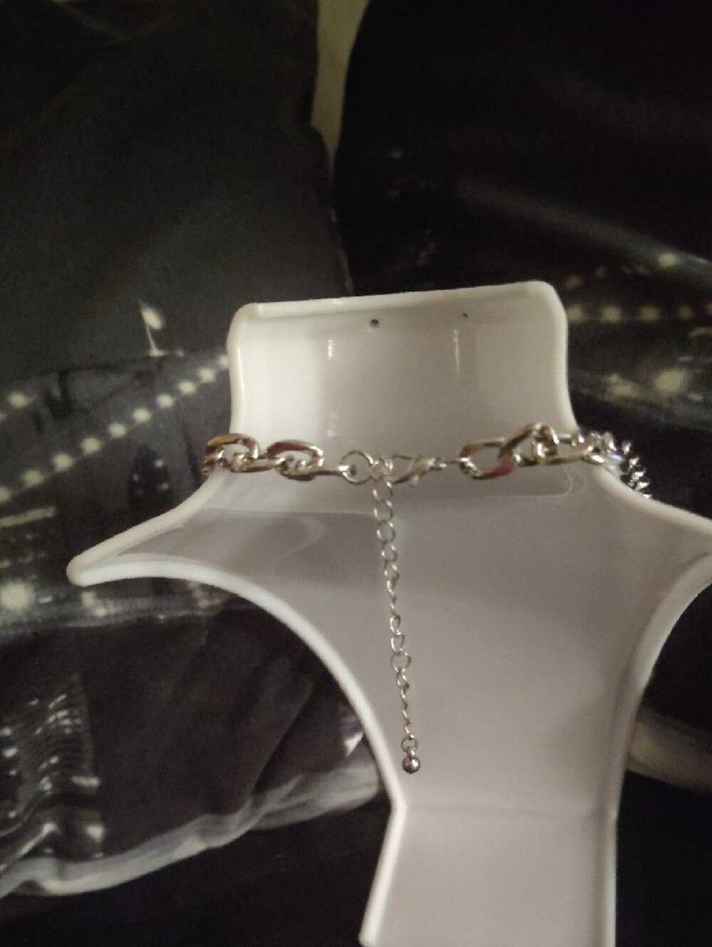 Fashion Jewelry Silver Heart Chain Necklace - Picture 2 of 2